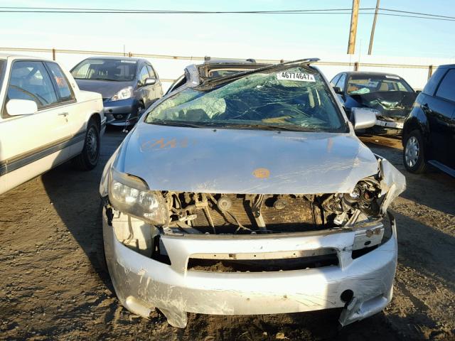 JTKDE177260074291 - 2006 TOYOTA SCION TC SILVER photo 9