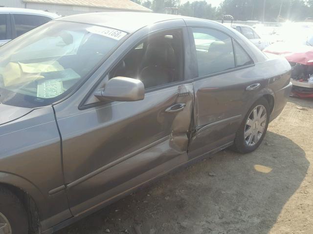 1LNHM87A74Y616799 - 2004 LINCOLN LS CHARCOAL photo 9