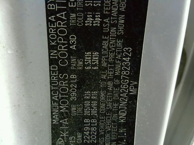 KNDJN2A26G7823423 - 2016 KIA SOUL SILVER photo 10