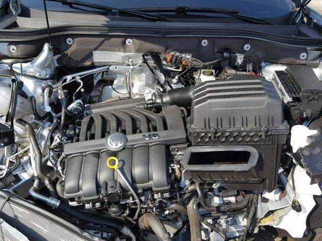 1V2ER2CA7JC532775 - 2018 VOLKSWAGEN ATLAS SEL Gümüş foto 7