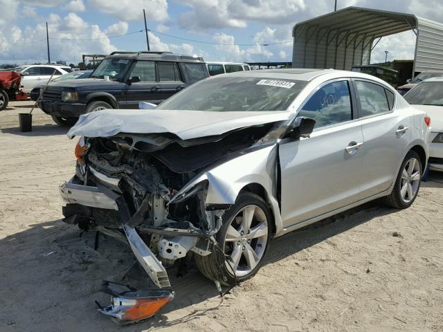 19VDE1F39EE000600 - 2014 ACURA ILX 20 SILVER photo 2