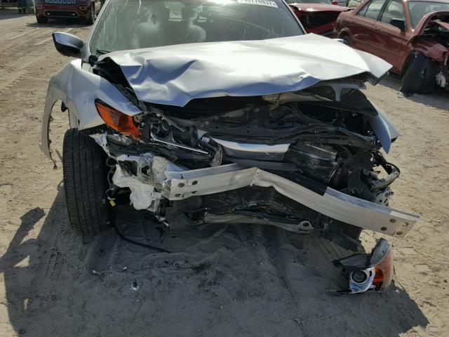 19VDE1F39EE000600 - 2014 ACURA ILX 20 SILVER photo 9