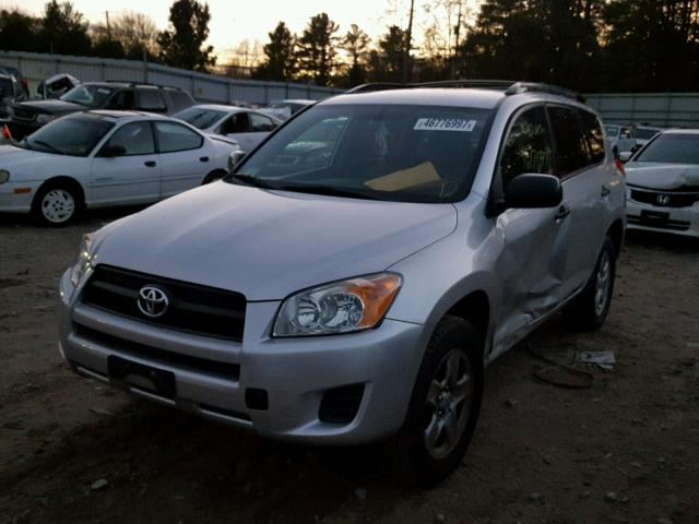 JTMBF33VX95005979 - 2009 TOYOTA RAV4 SILVER photo 2