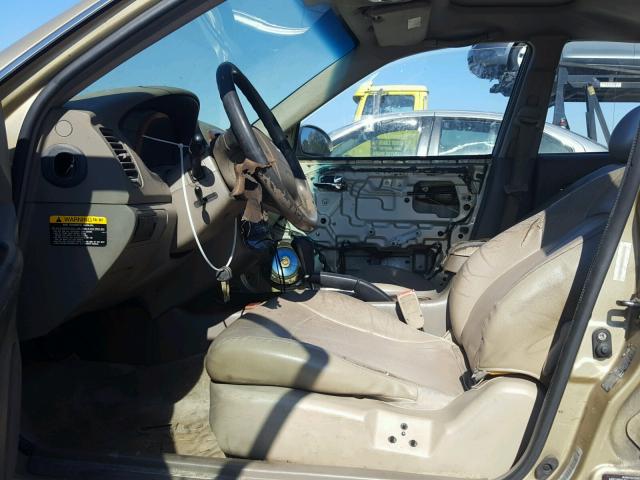 KMHWF35H02A505845 - 2002 HYUNDAI SONATA GLS GOLD photo 5