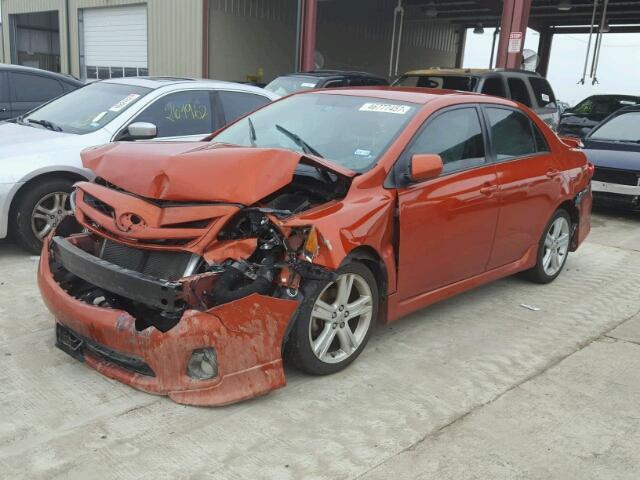 2T1BU4EE7DC073807 - 2013 TOYOTA COROLLA BA ORANGE photo 2