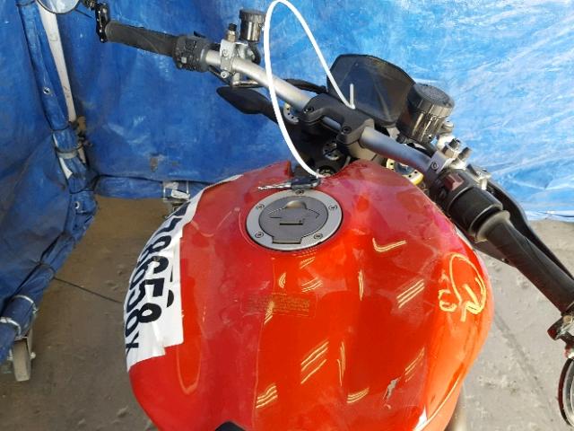 ZDM1RBSW6EB000544 - 2014 DUCATI MONSTER 12 RED photo 5