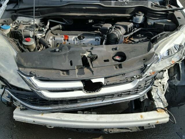 5J6RE4H72AL024070 - 2010 HONDA CR-V EXL WHITE photo 7