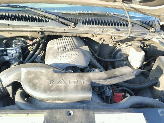 1GNEC13T91R127388 - 2001 CHEVROLET TAHOE C150 GOLD photo 7