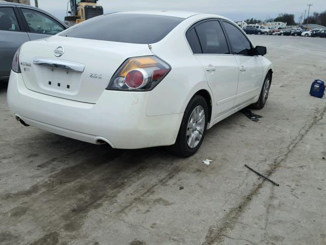 1N4AL2AP0CN550945 - 2012 NISSAN ALTIMA BAS WHITE photo 4