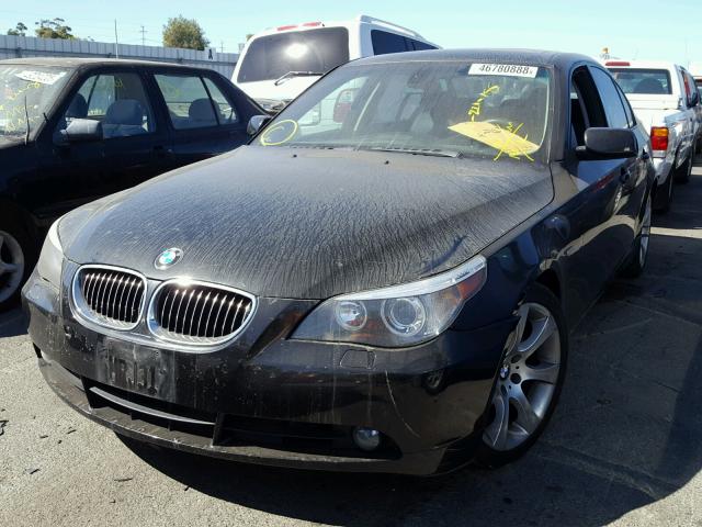 WBANB33585CN63034 - 2005 BMW 545 I BLACK photo 2