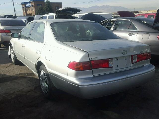 JT2BG22K510597459 - 2001 TOYOTA CAMRY CE SILVER photo 3