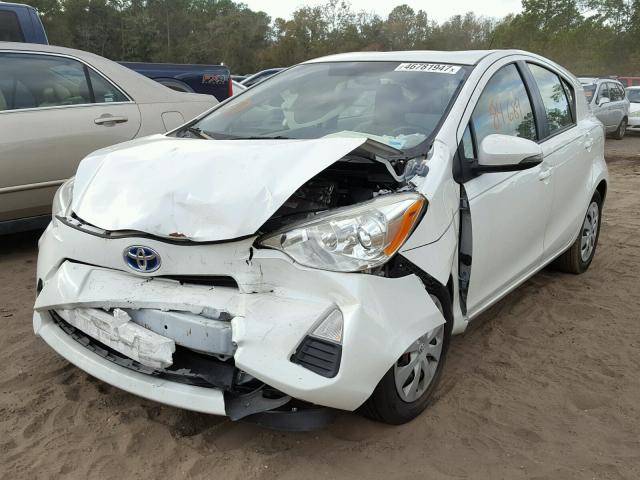 JTDKDTB31D1046376 - 2013 TOYOTA PRIUS C WHITE photo 2