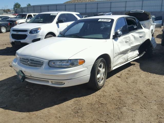 2G4WB55K011246916 - 2001 BUICK REGAL LS WHITE photo 2