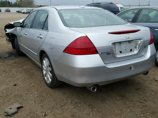 1HGCM66577A007069 - 2007 HONDA ACCORD EX SILVER photo 3