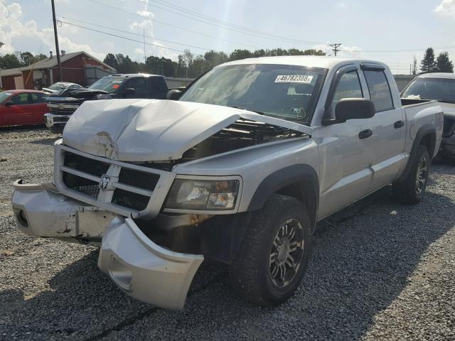 1D7CW3GK6AS264338 - 2010 DODGE DAKOTA SXT SILVER photo 2