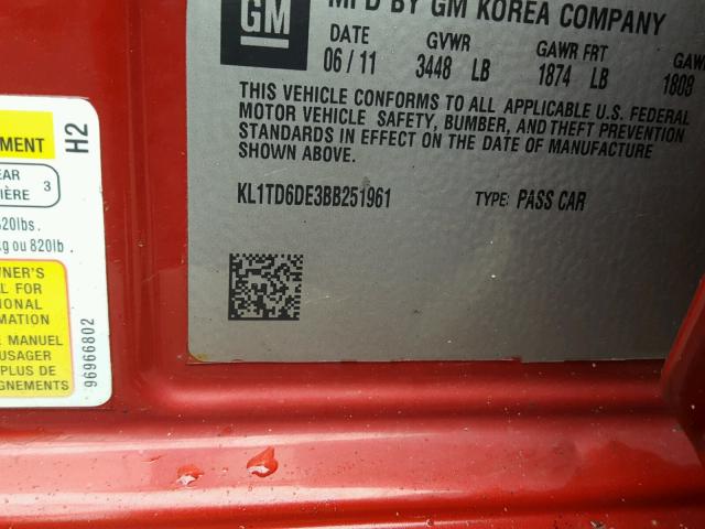 KL1TD6DE3BB251961 - 2011 CHEVROLET AVEO LS RED photo 10