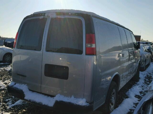 1GCSGAFX6C1202306 - 2012 CHEVROLET EXPRESS G1 SILVER photo 4