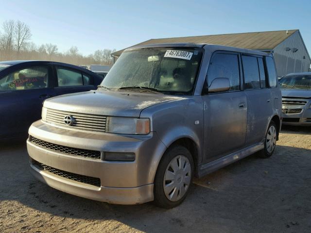 JTLKT324364079557 - 2006 TOYOTA SCION XB SILVER photo 2