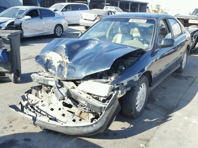 1HGCD5662TA044768 - 1996 HONDA ACCORD EX GREEN photo 2