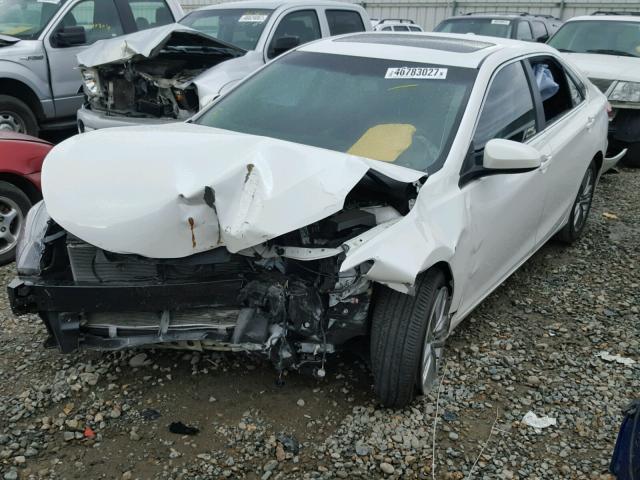 4T1BF1FK4HU380708 - 2017 TOYOTA CAMRY LE WHITE photo 2