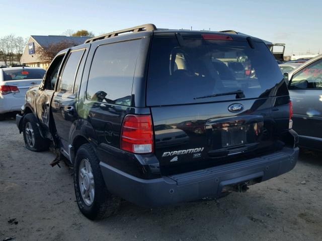 1FMFU16595LA29862 - 2005 FORD EXPEDITION BLACK photo 3