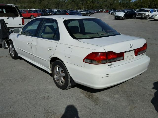 1HGCG56692A060990 - 2002 HONDA ACCORD EX WHITE photo 3