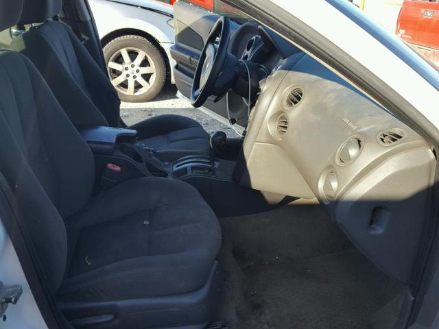 2G2WP522741260931 - 2004 PONTIAC GRAND PRIX WHITE photo 5