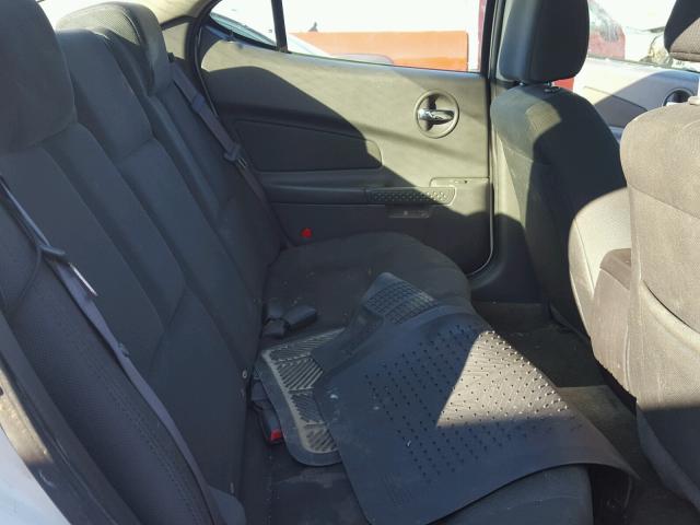 2G2WP522741260931 - 2004 PONTIAC GRAND PRIX WHITE photo 6