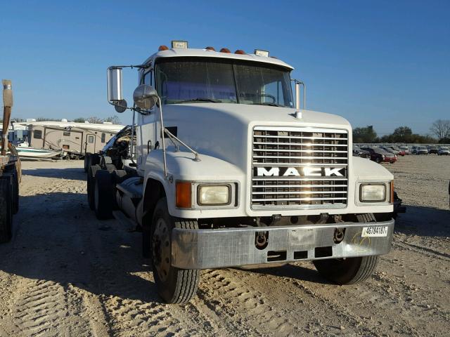 1M2AA13Y9RW034260 - 1994 MACK 600 CH600 WHITE photo 1