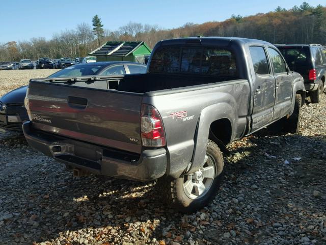 3TMMU4FN4BM025323 - 2011 TOYOTA TACOMA DOU BLACK photo 4