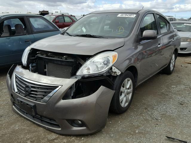 3N1CN7AP6DL850276 - 2013 NISSAN VERSA S GRAY photo 2