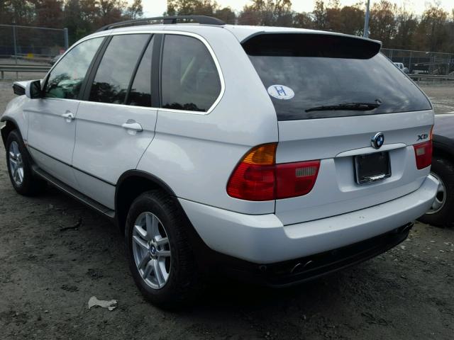 5UXFB33553LH41388 - 2003 BMW X5 4.4I WHITE photo 3