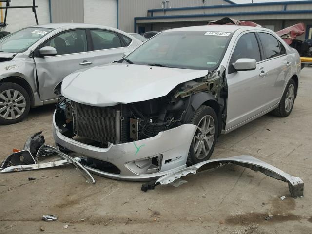 3FAHP0JA8CR152379 - 2012 FORD FUSION SEL SILVER photo 2