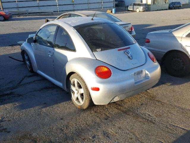3VWED21C91M477407 - 2001 VOLKSWAGEN NEW BEETLE Gümüş foto 3