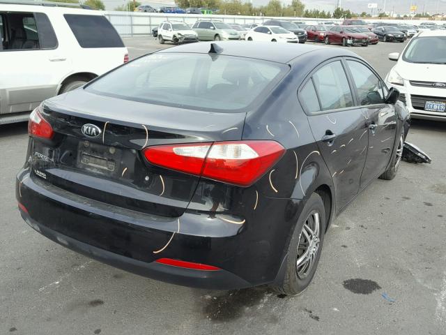 KNAFK4A61E5166114 - 2014 KIA FORTE LX BLACK photo 4