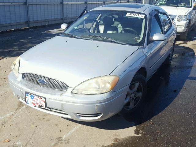 1FAFP55U84A115756 - 2004 FORD TAURUS SES GRAY photo 2