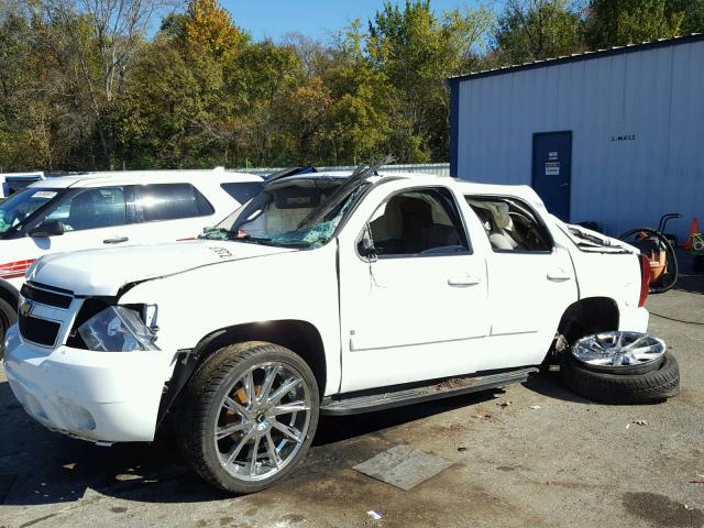 1GNFC13J48R248956 - 2008 CHEVROLET TAHOE C150 WHITE photo 9