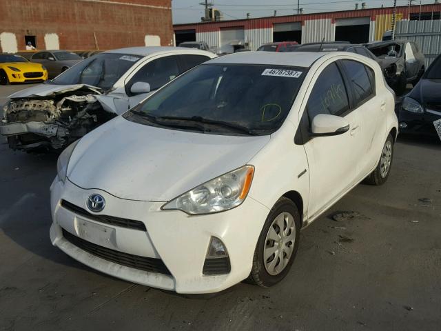 JTDKDTB31C1514072 - 2012 TOYOTA PRIUS C WHITE photo 2