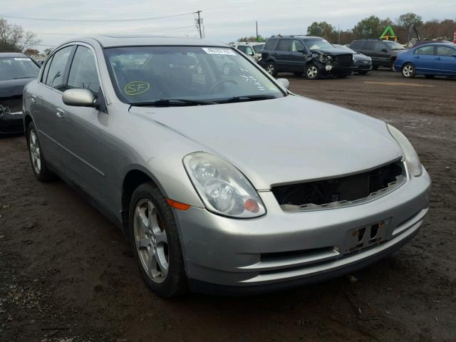 JNKCV51FX4M706632 - 2004 INFINITI G35 SILVER photo 1