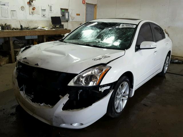 1N4BL2AP0CC147516 - 2012 NISSAN ALTIMA SR WHITE photo 2