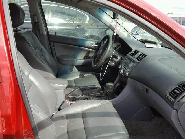 1HGCM56397A023556 - 2007 HONDA ACCORD SE RED photo 5