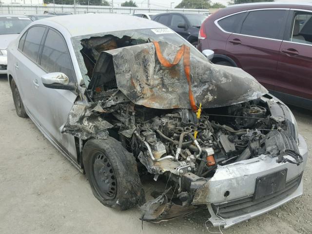 3VW2K7AJ0EM207041 - 2014 VOLKSWAGEN JETTA BASE SILVER photo 1