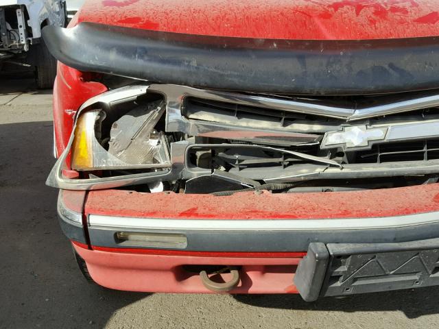 1GNDT13W0T2117396 - 1996 CHEVROLET BLAZER RED photo 9