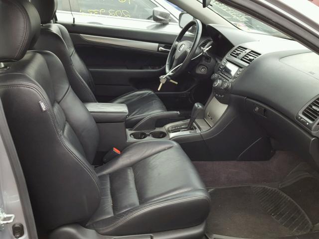 1HGCM82624A015716 - 2004 HONDA ACCORD SILVER photo 5