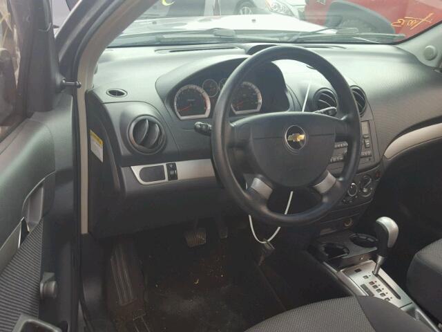 KL1TD56E59B379622 - 2009 CHEVROLET AVEO LS BLUE photo 9