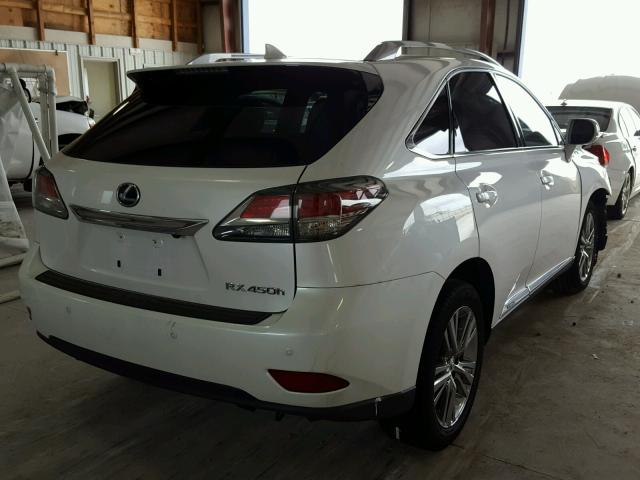 2T2BC1BA0FC004507 - 2015 LEXUS RX 450H WHITE photo 4