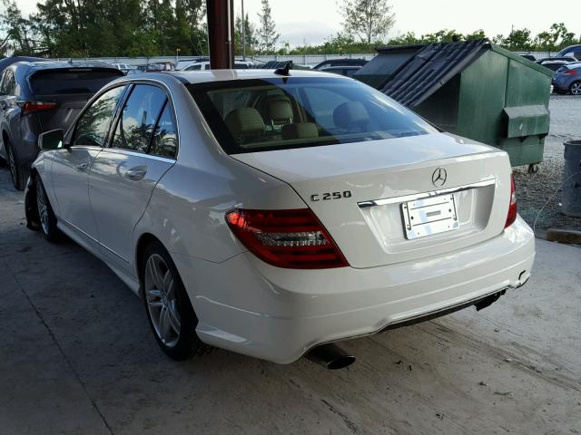 WDDGF4HB5EG217719 - 2014 MERCEDES-BENZ C WHITE photo 3