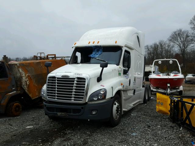 1FUJGLDR6ELFJ6133 - 2014 FREIGHTLINER CASCADIA 1 WHITE photo 2