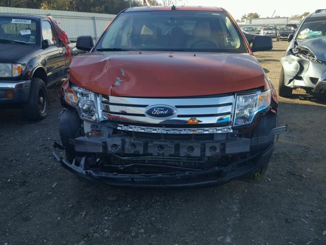 2FMDK36C38BA53229 - 2008 FORD EDGE SE ORANGE photo 7