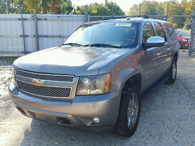 1GNFK16377J261715 - 2007 CHEVROLET SUBURBAN K GRAY photo 2